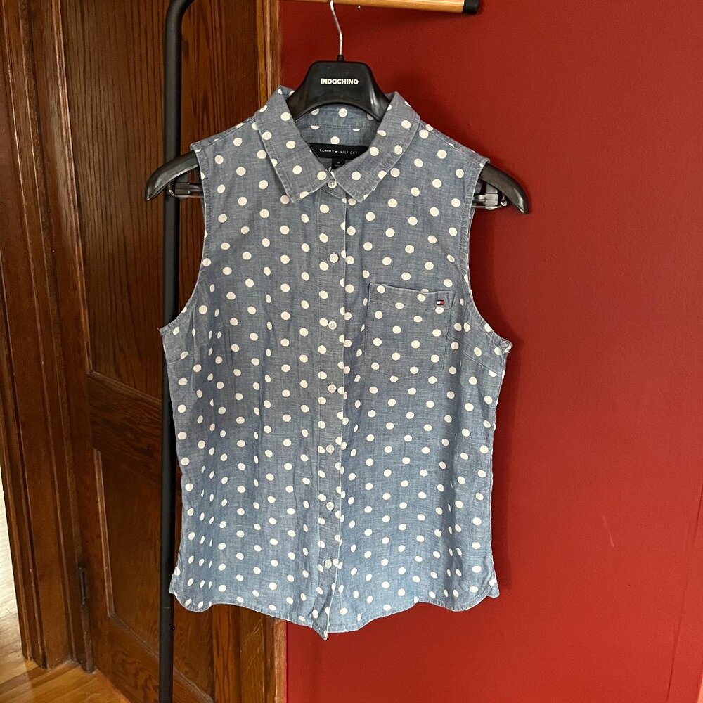 Tommy Hilfiger NWT Blue White Polka Dot Sleeveless Button Front Blouse Medium